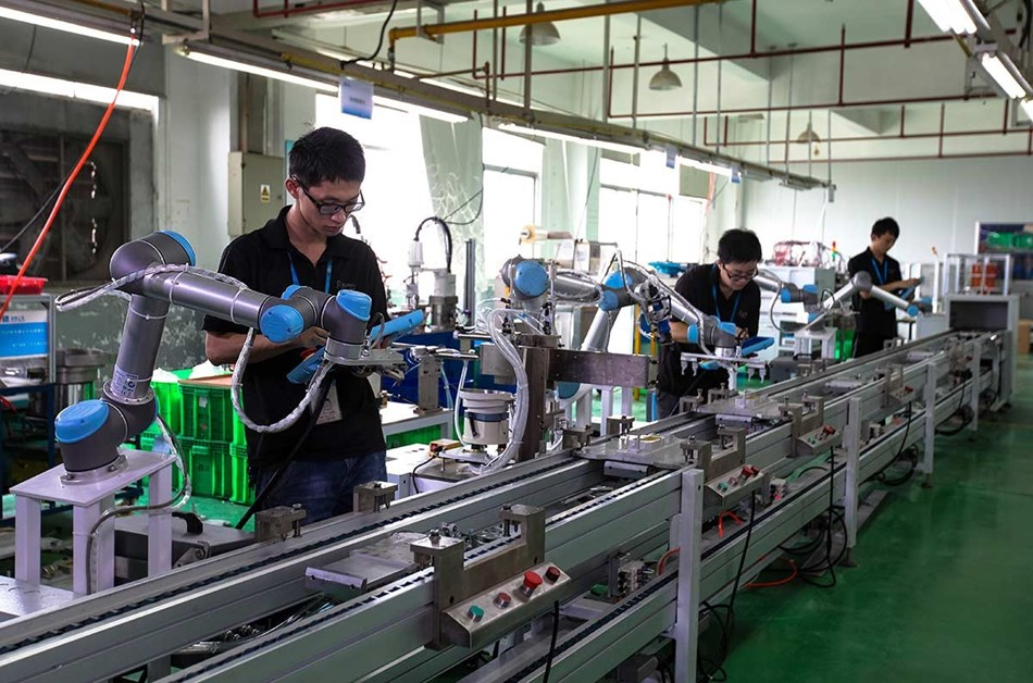 如果想改變年輕人對工廠的想法，工業(ye) 製造業(ye) 必須要做出改變